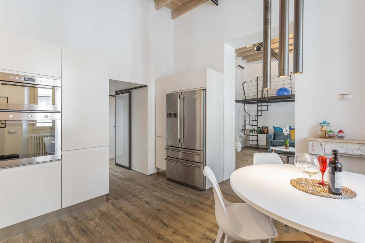 Casa Manara In Trastevere โรม ภายนอก รูปภาพ