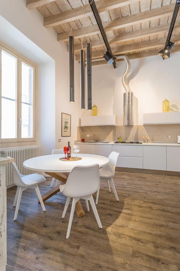 Casa Manara In Trastevere โรม ภายนอก รูปภาพ