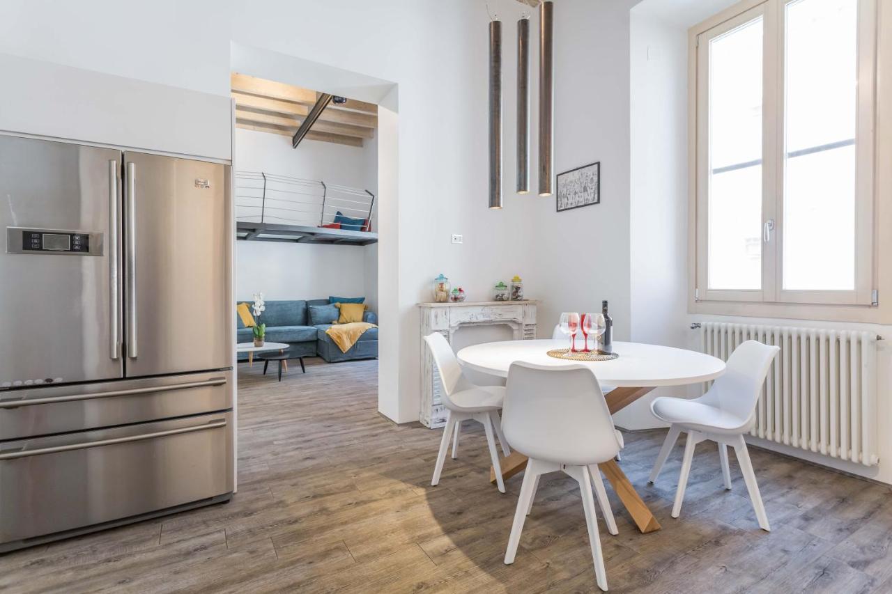 Casa Manara In Trastevere โรม ภายนอก รูปภาพ